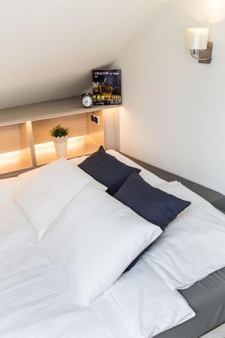 Modern & New Place Next To Wawel Castle & Vistula Krakow Bagian luar foto